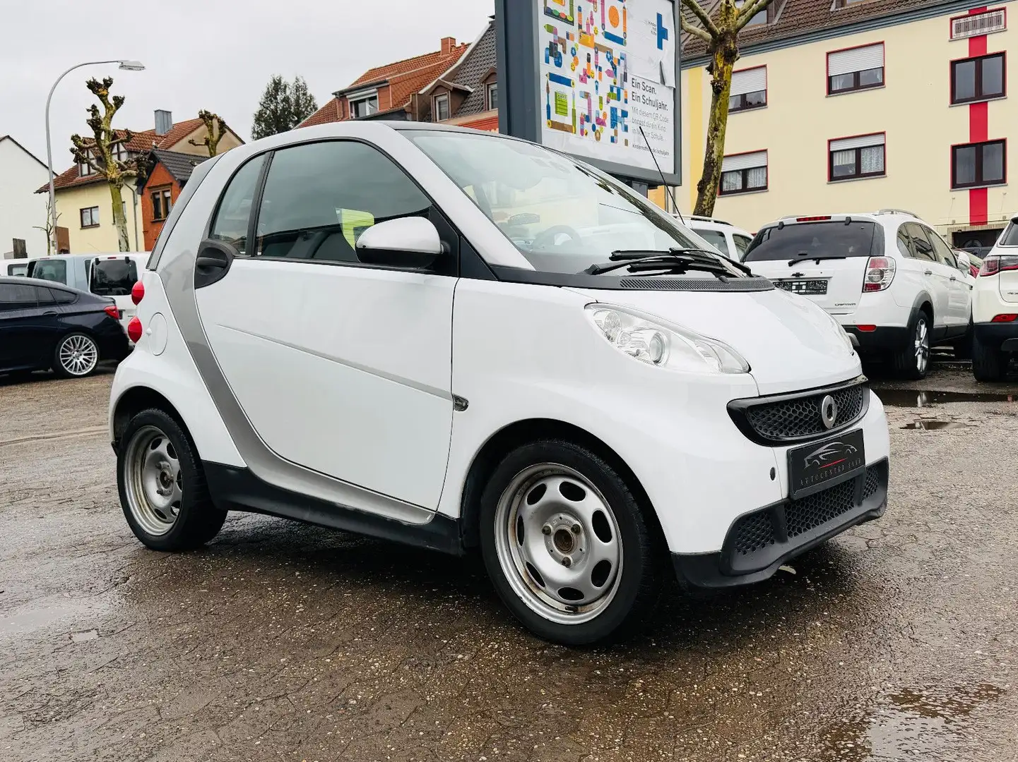 smart forTwo coupe Micro Hybrid Drive Automatik Leder Weiß - 1