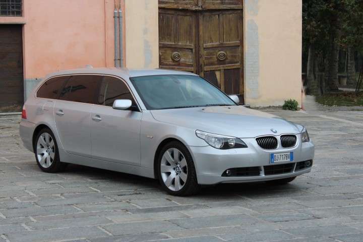 BMW 530