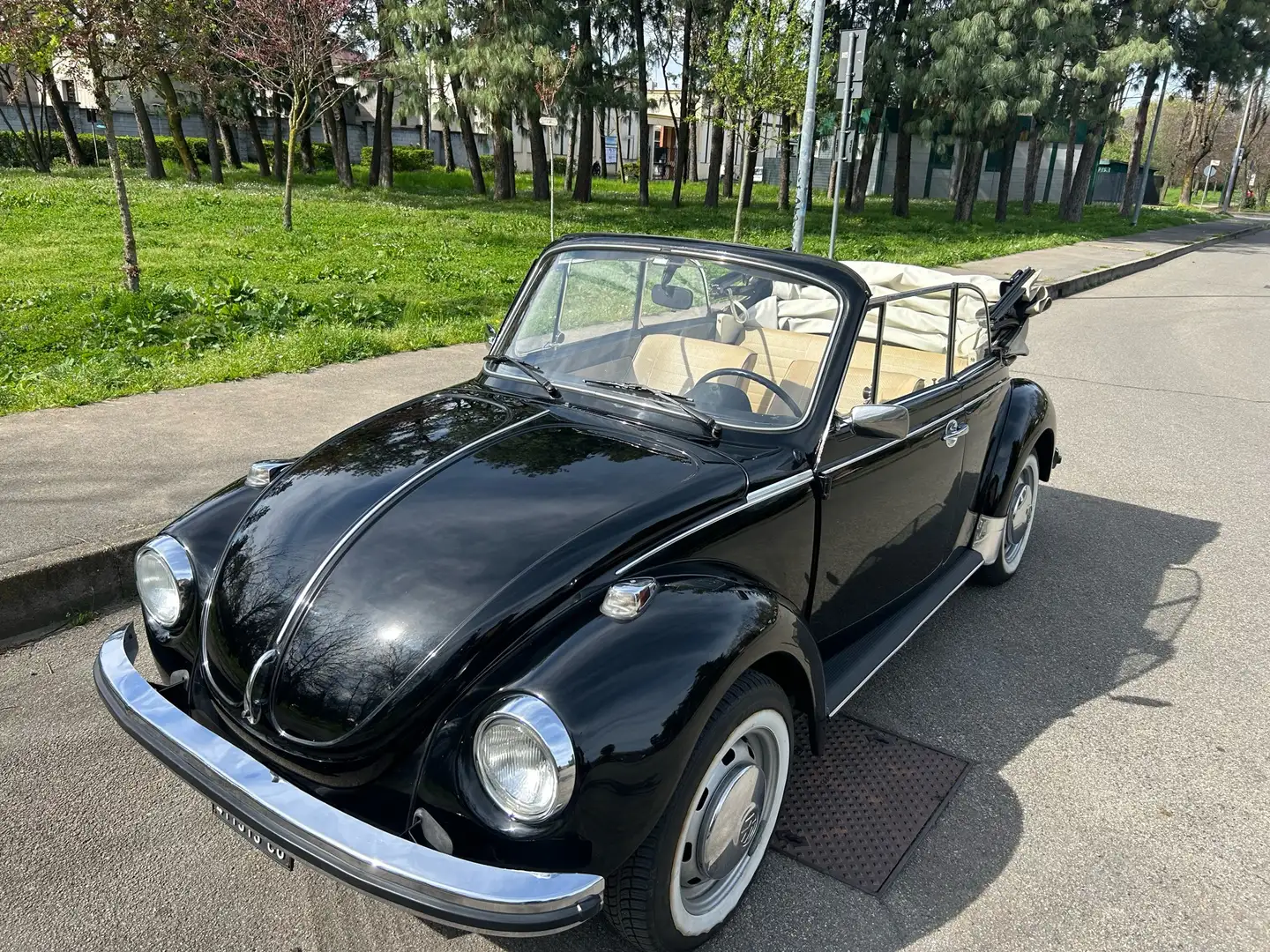Volkswagen Maggiolino cabrio Negru - 1