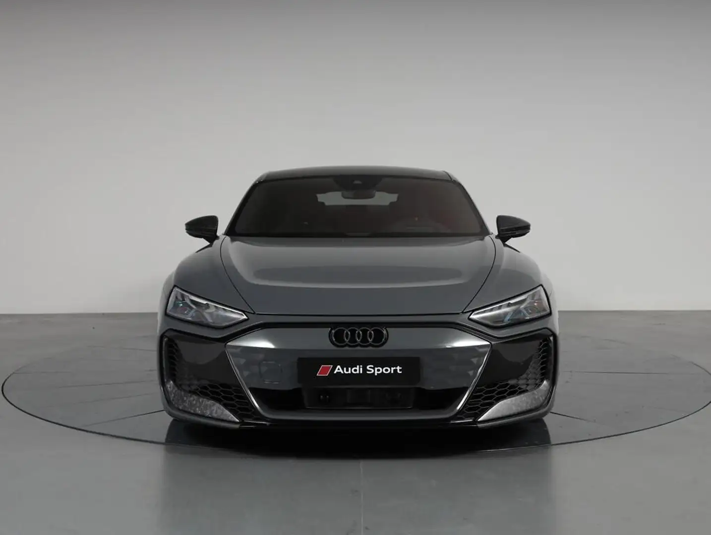 Audi RS e-tron GT 925cv performance Šedá - 2