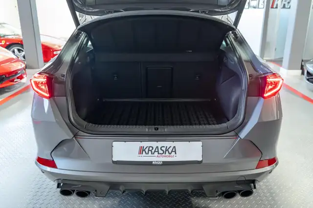 Cupra Formentor view 9