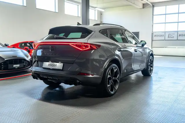 Cupra Formentor view 6