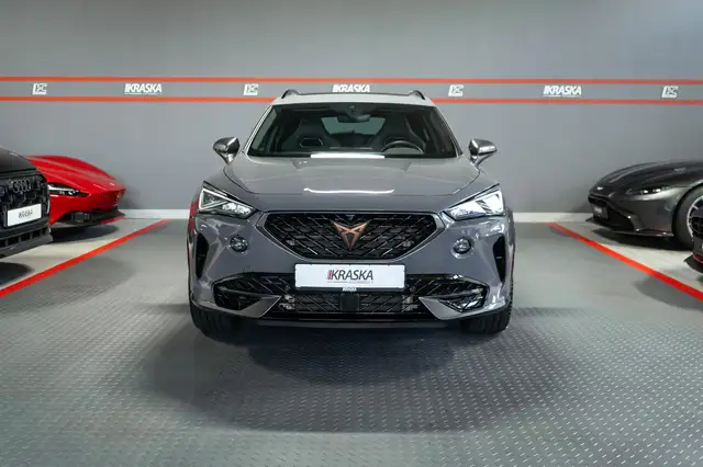 Cupra Formentor view 4