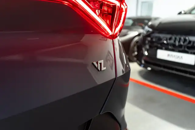 Cupra Formentor view 8