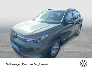 1.5 eTSI AHK CAM NAVI CARPLAY SITZHEIZUNG