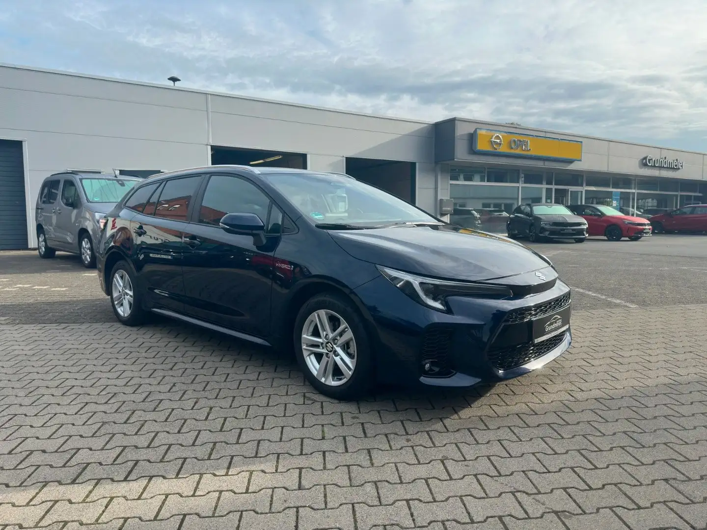 Suzuki Swace 1.8  Hybrid CVT Comfort+ /Navi/Kamera Blau - 2