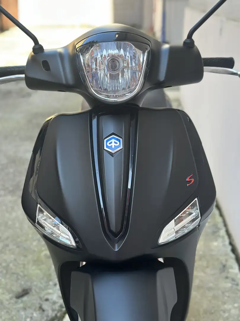 Piaggio Liberty 50 Scooter Piaggio Liberty 50 S 2024 e 2800km Negru - 2