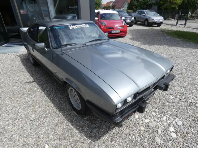Ford Capri 2.8i