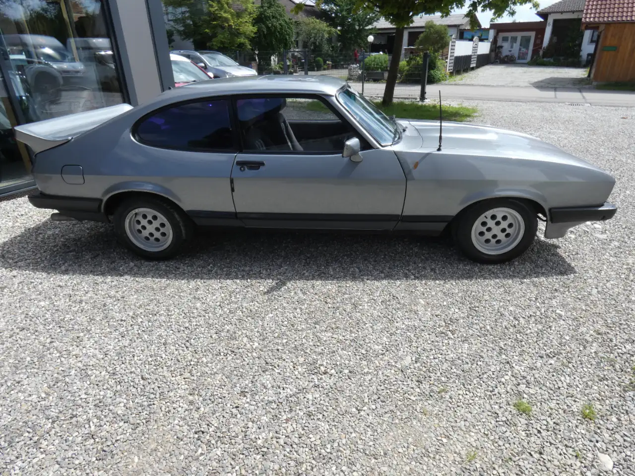 Ford Capri 2.8i, foto 2