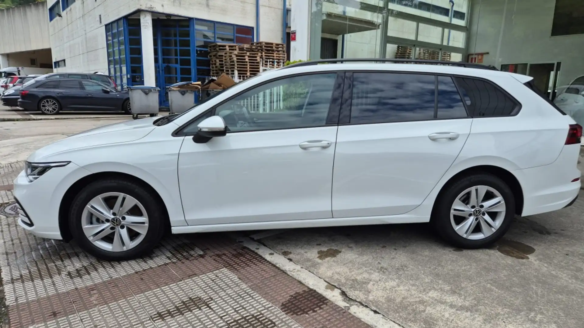Volkswagen Golf Variant 2.0TDI 85kW Life DSG Blanco - 2