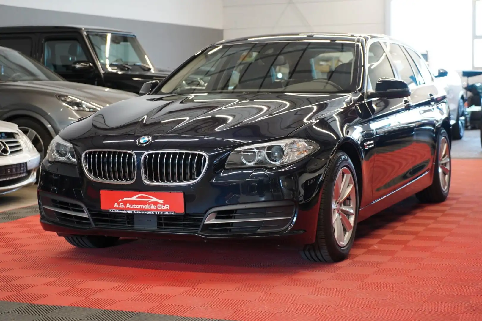 BMW 535 i F11 Aut. 1.Hand*Unfallfrei*ACC*Spur-Assist* Zwart - 1