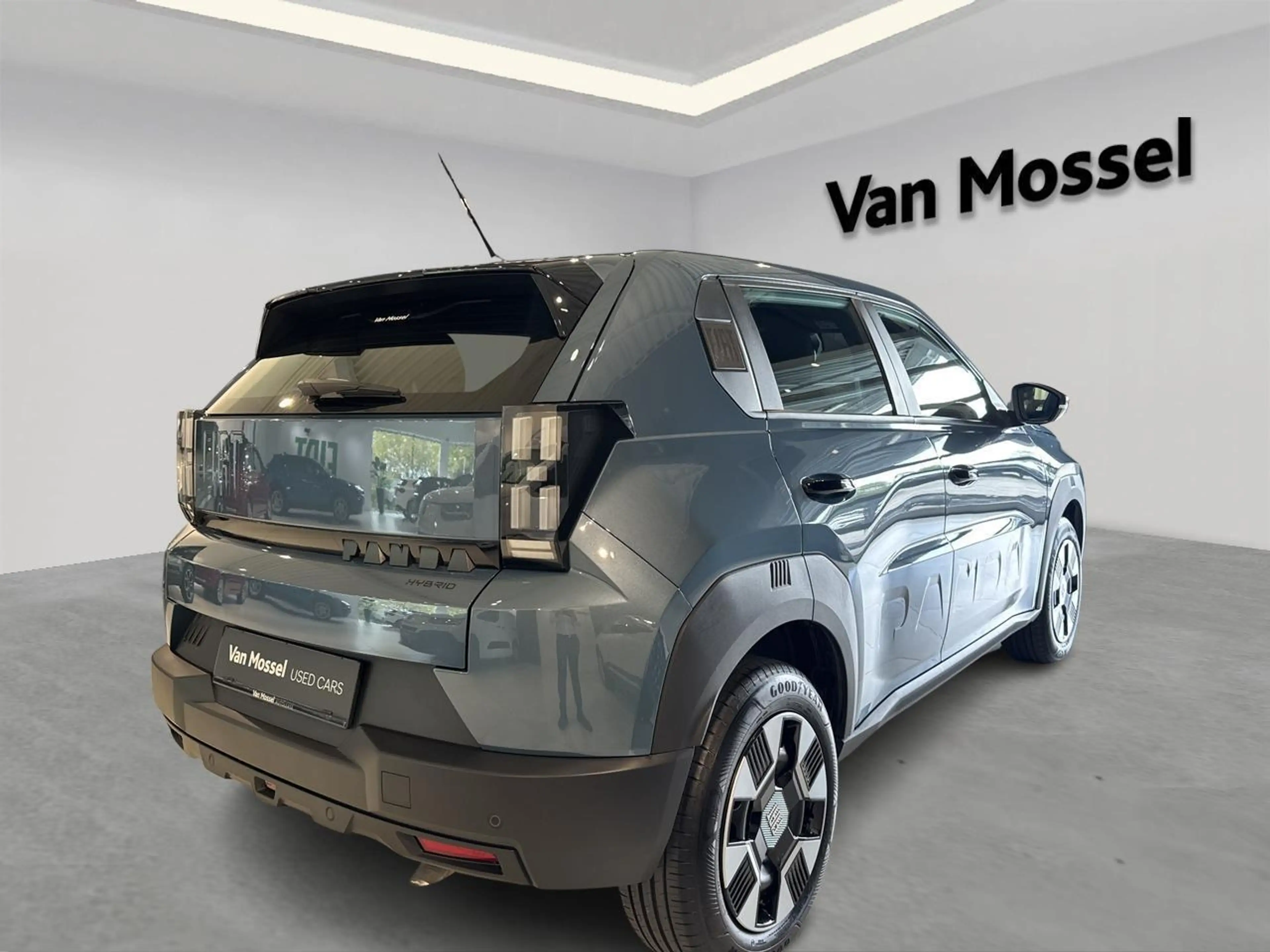 Fiat Grande Panda 1.2 Hybrid 100 DCT Icon — photo 3