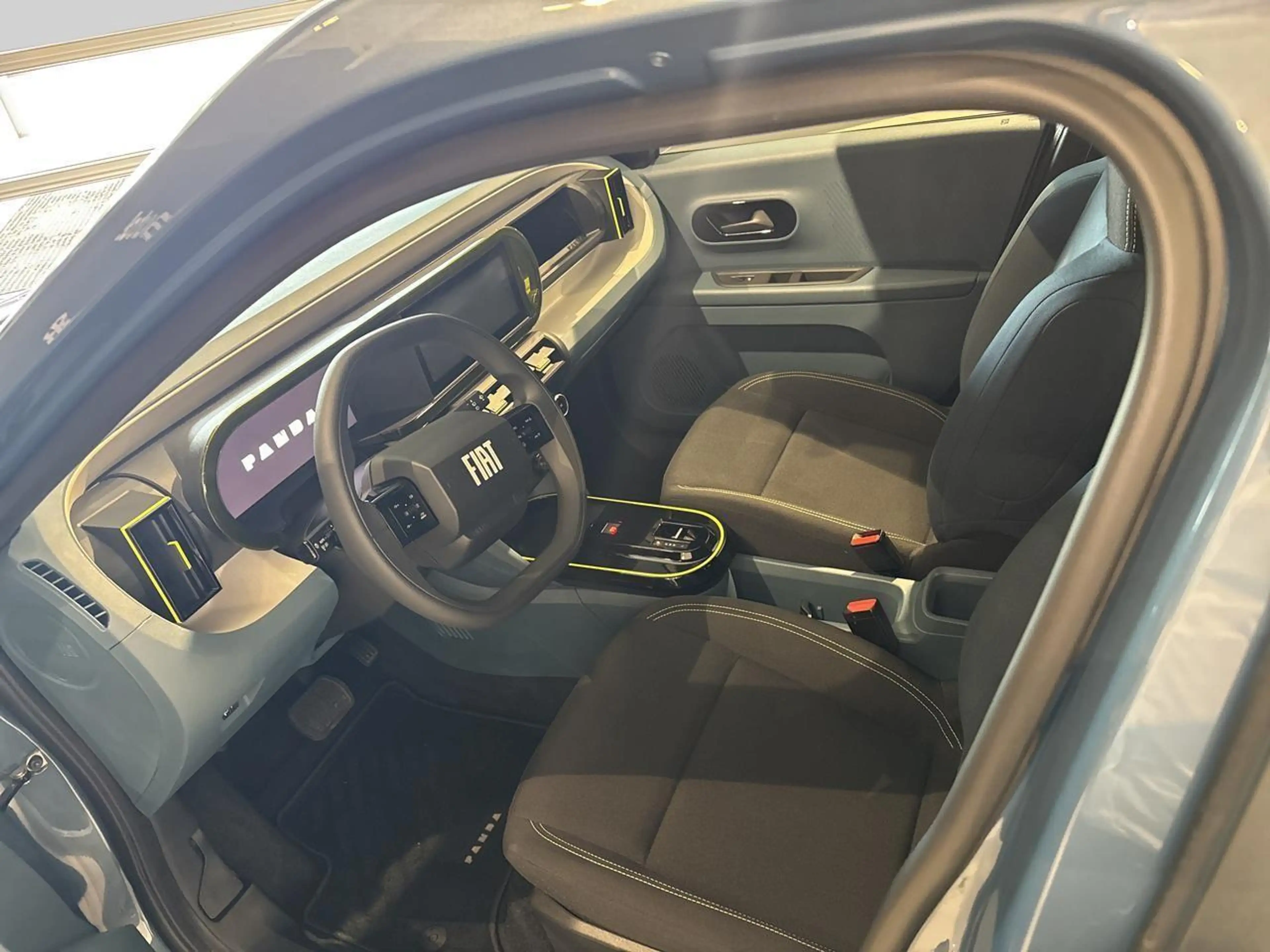 Fiat Grande Panda 1.2 Hybrid 100 DCT Icon — photo 11