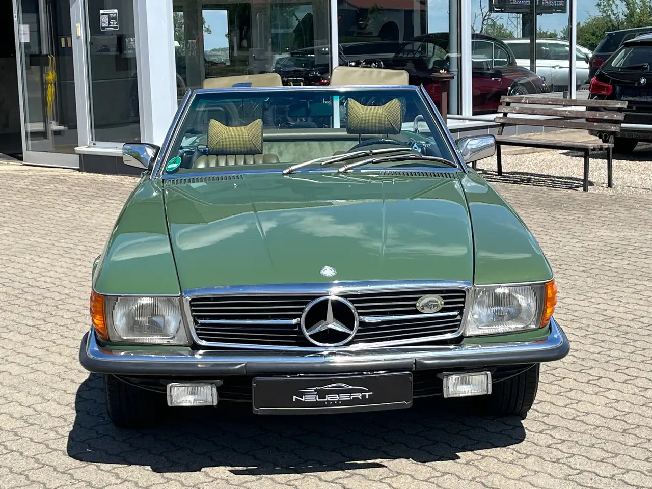 Mercedes-Benz SL 280, foto 2