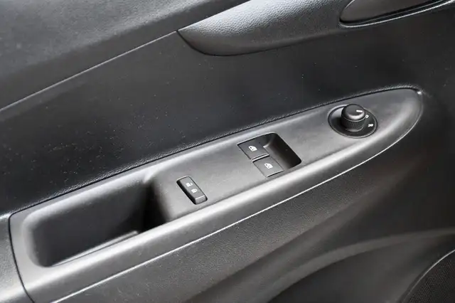 Opel Karl view 7