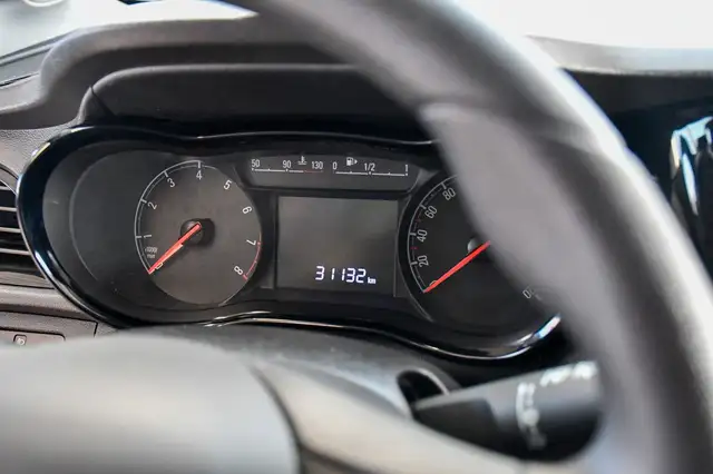 Opel Karl view 12