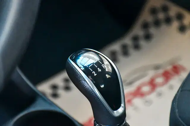 Opel Karl view 15