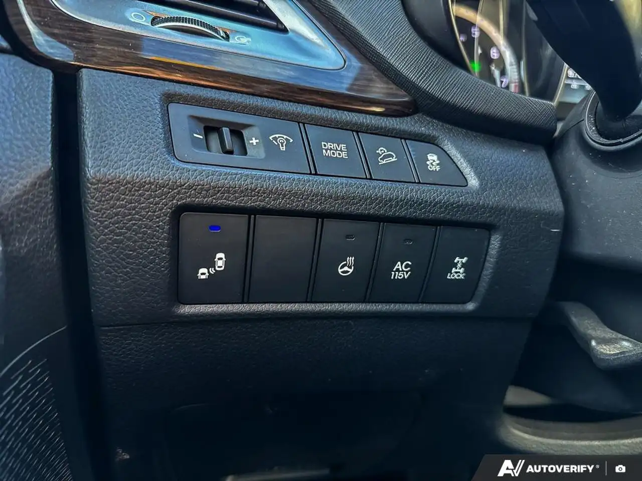 Hyundai SANTA FE снимка Hyundai SANTA FE