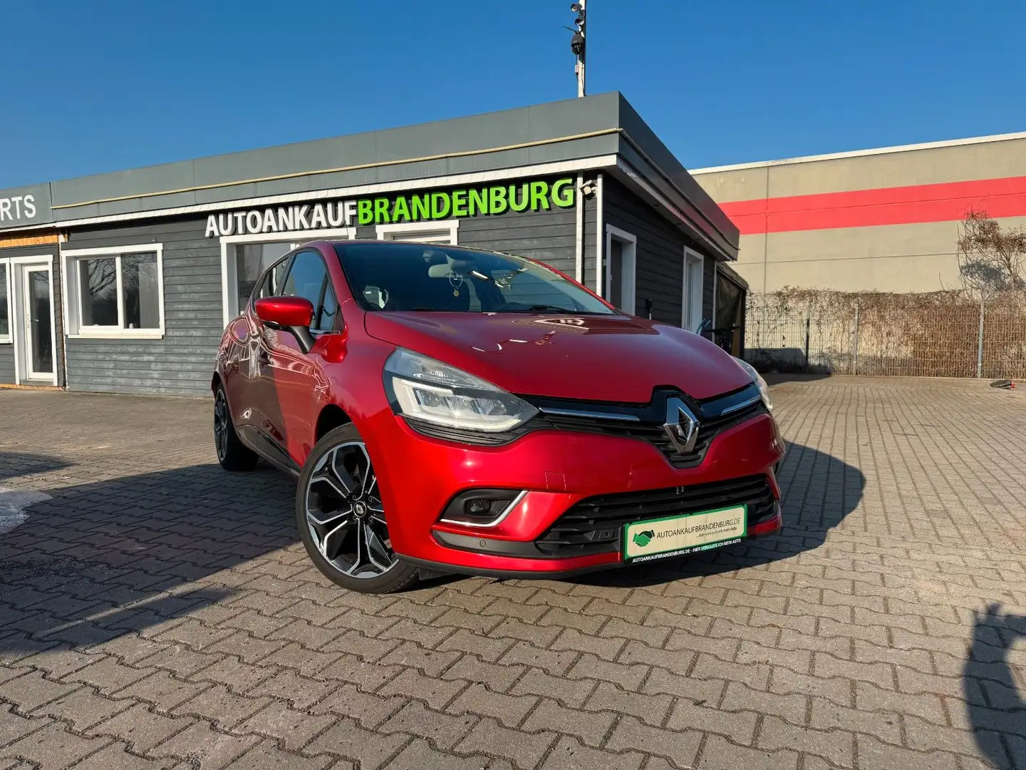 Renault Clio IV Intens Rot - 2