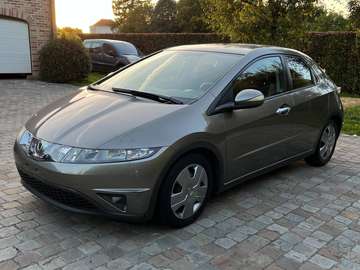 Civic 1.8i 16v VTEC Comfort - 48000 KMS - 1ère MAIN !!!!!