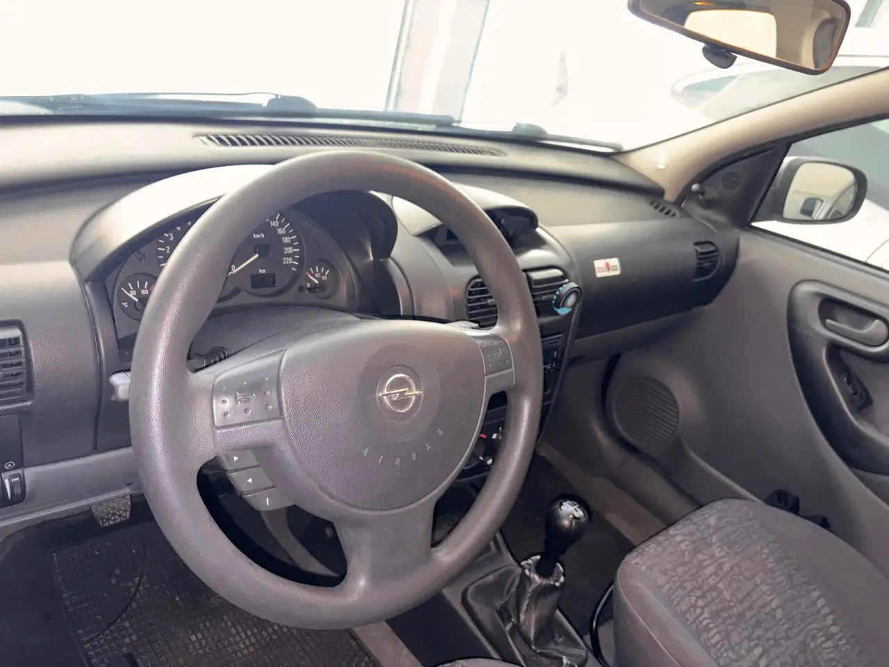 Opel Corsa III 20005p 1.2 Comfort, foto 10
