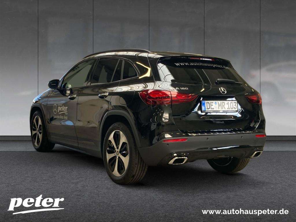 Mercedes-Benz GLA 180