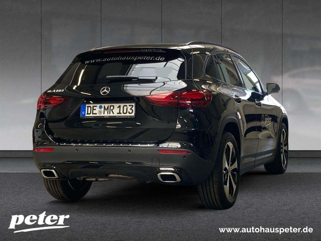 Mercedes-Benz GLA 180
