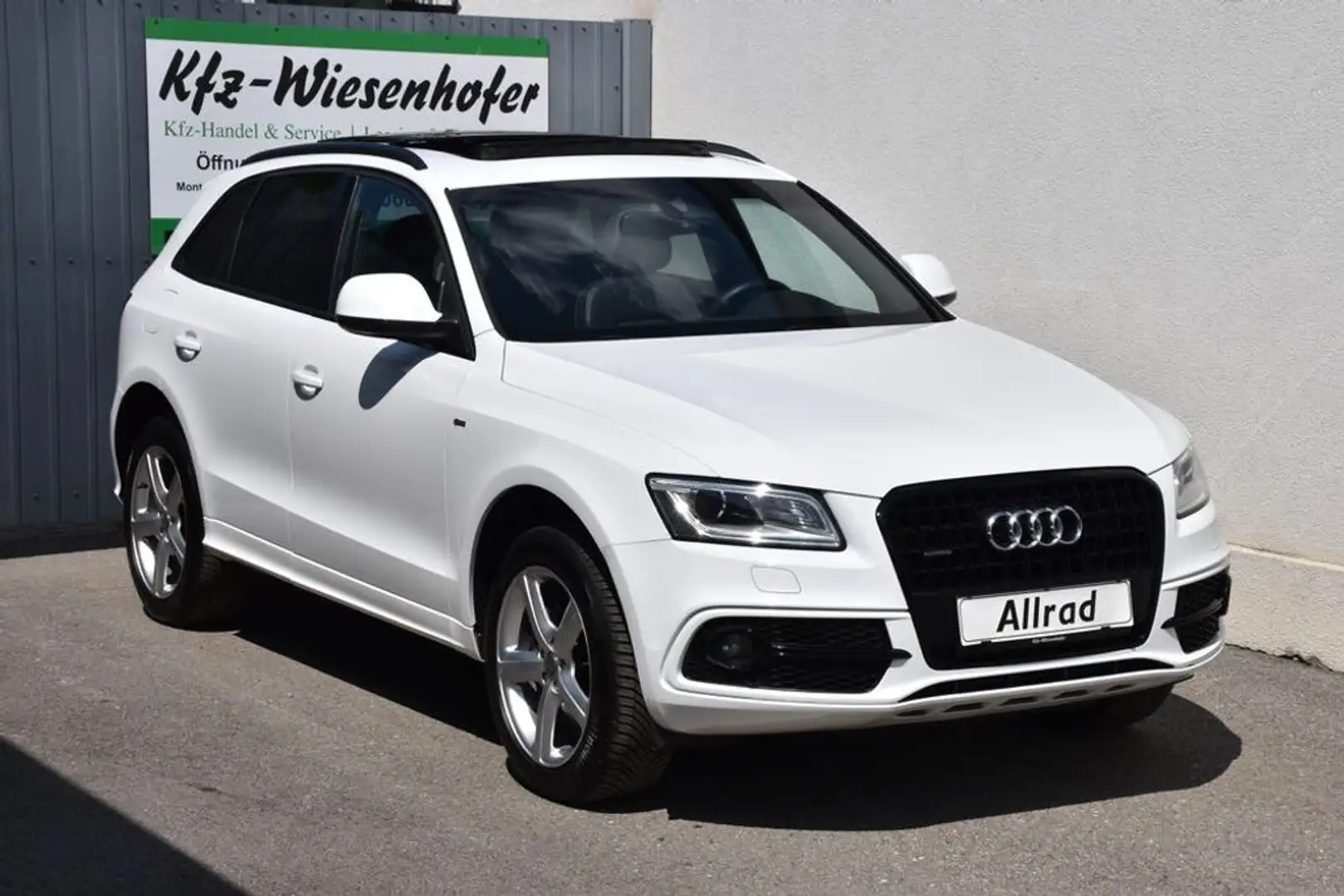 Audi Q5 2.0 TDI quattro s-line / Service NEU / Weiß - 1