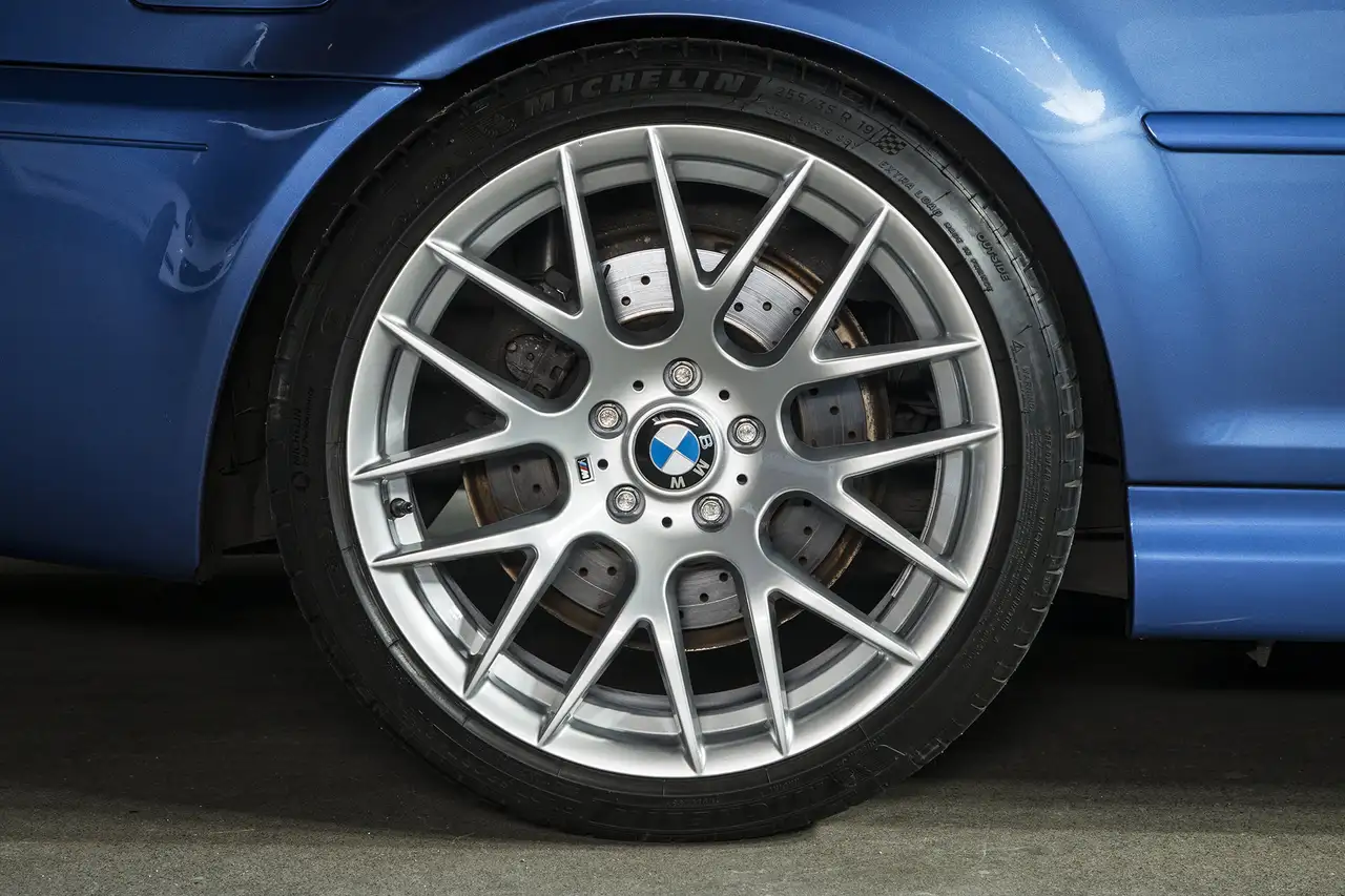 BMW 3 Series снимка BMW 3 Series