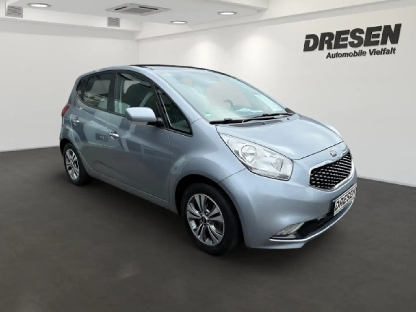 Kia Venga 1,6 Spirit Panoramadach/Navi/Rückfahrkamera/Sitz+L Grau - 2