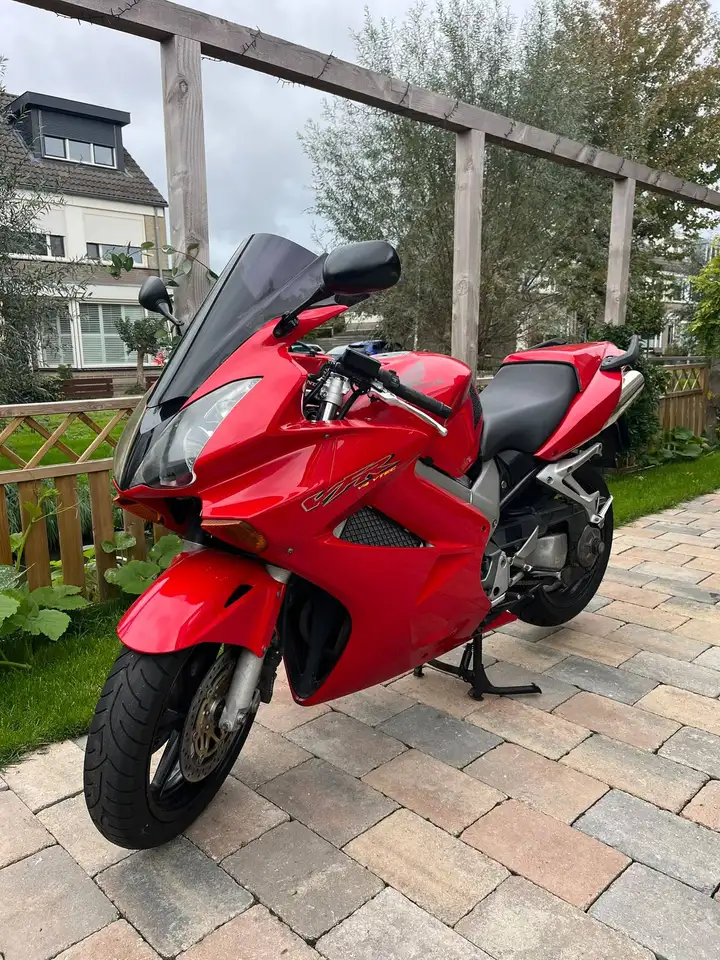 Honda VFR 800