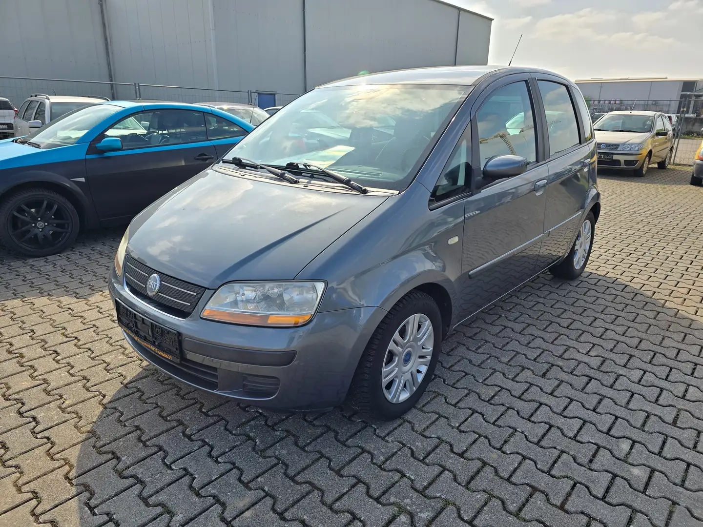 Fiat Idea Idea 1.4 16V Class Grau - 1