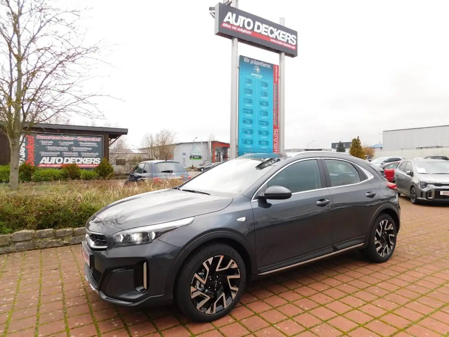 Kia XCeed 1,5 T-GDI DCT Automatik Vision Komfort LED Navi Ka Grijs - 1