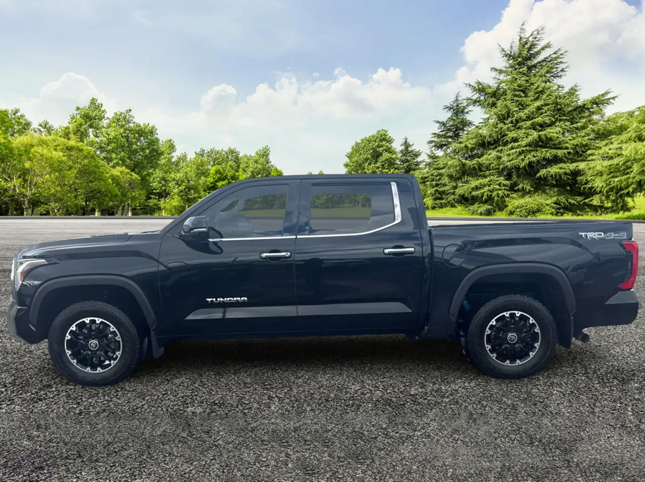 Toyota Tundra снимка Toyota Tundra