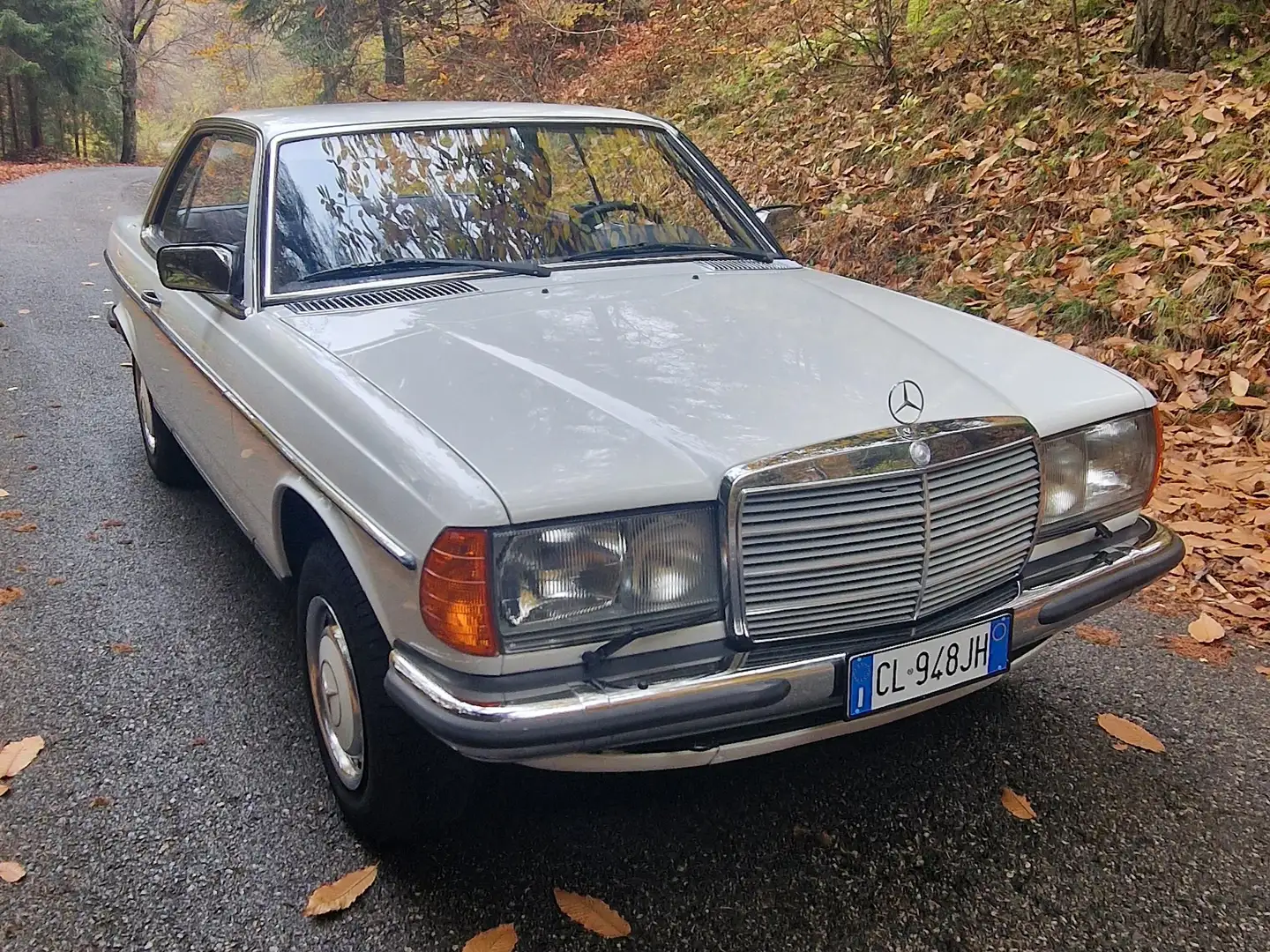 Mercedes-Benz 280 CE Wit - 2