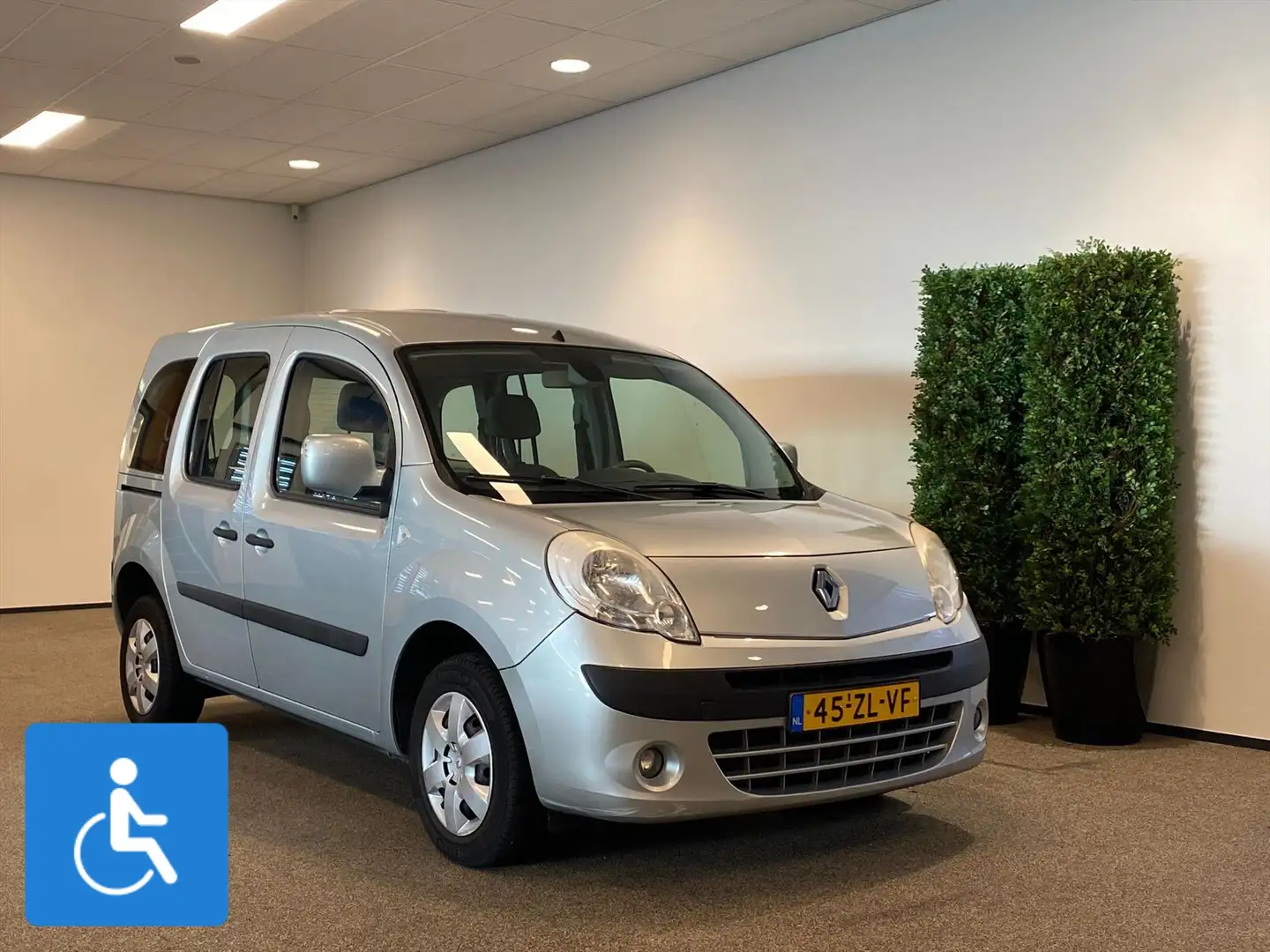 Renault Kangoo Rolstoelauto incl. Luchtvering Gris - 1