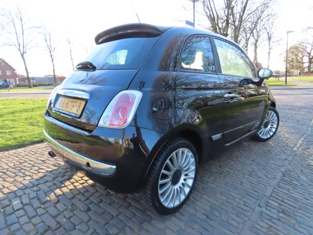Fiat 500 view 3
