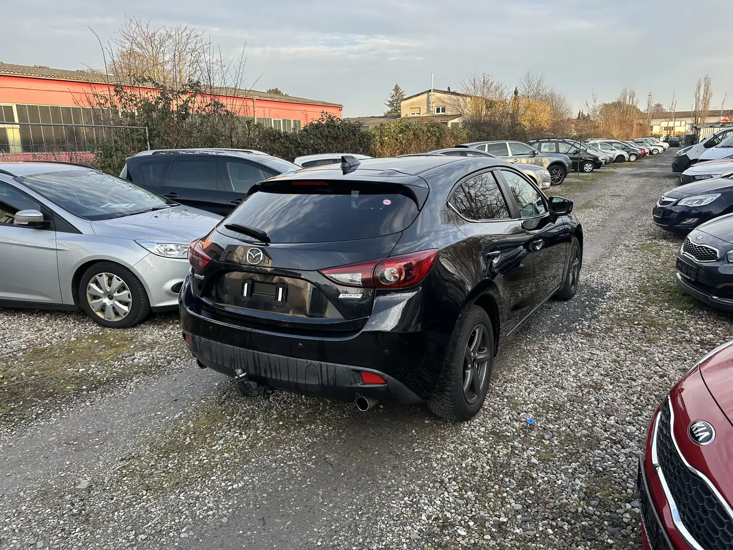 Mazda 3 Schwarz - 2