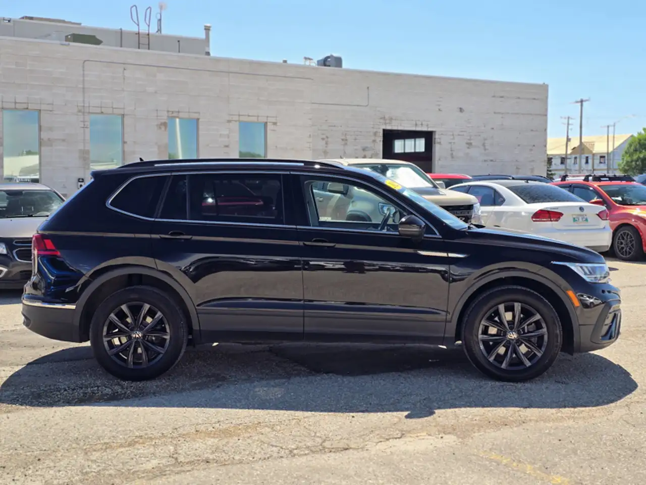 Volkswagen Tiguan снимка Volkswagen Tiguan