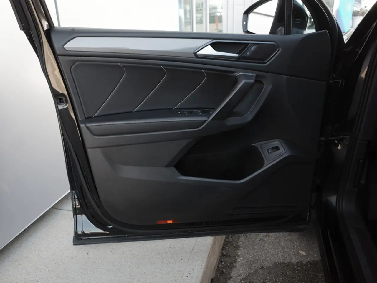 Volkswagen Tiguan снимка Volkswagen Tiguan