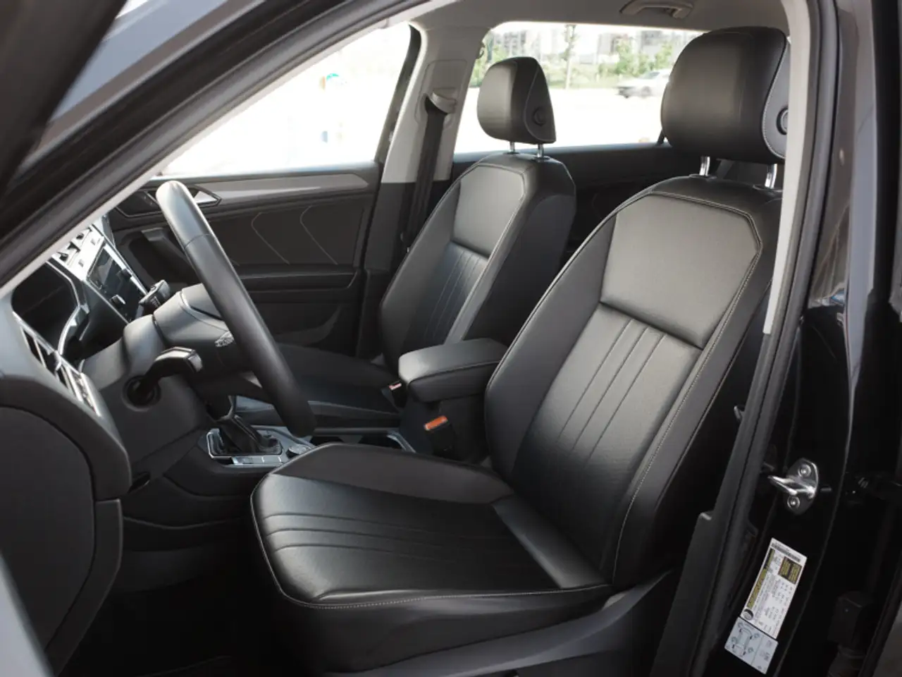 Volkswagen Tiguan снимка Volkswagen Tiguan