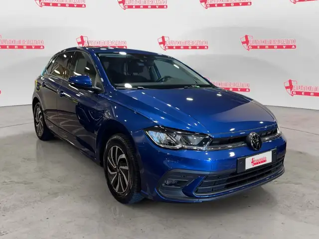 Volkswagen Polo view 5