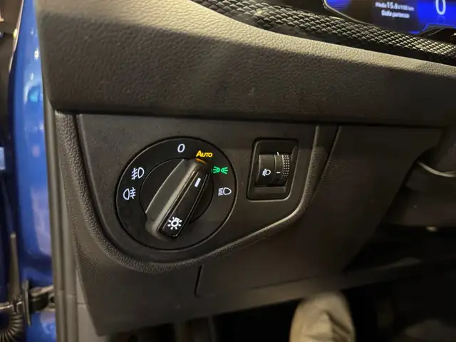 Volkswagen Polo view 15
