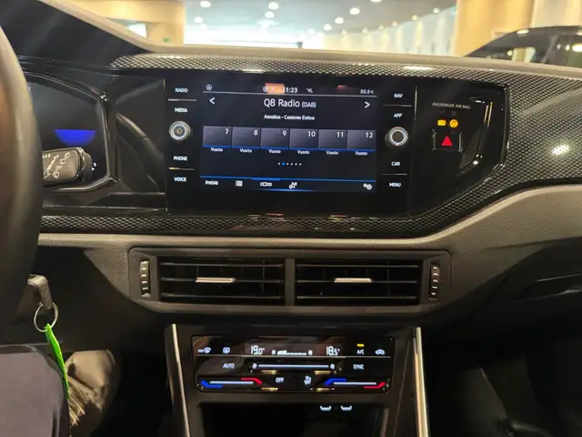 Volkswagen Polo view 14