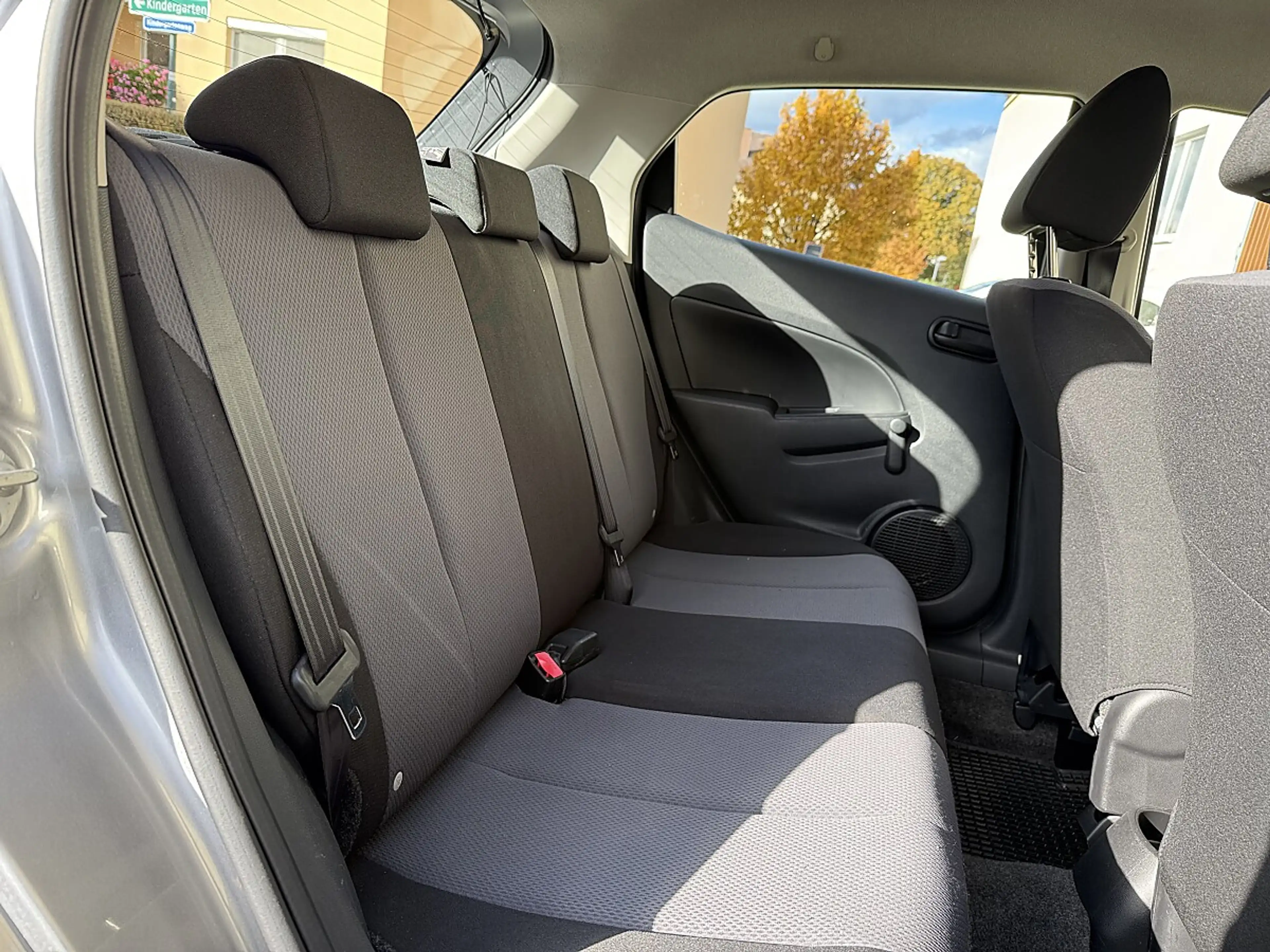 Mazda 2 Mazda2 2 1,3i CE Plus — photo 12