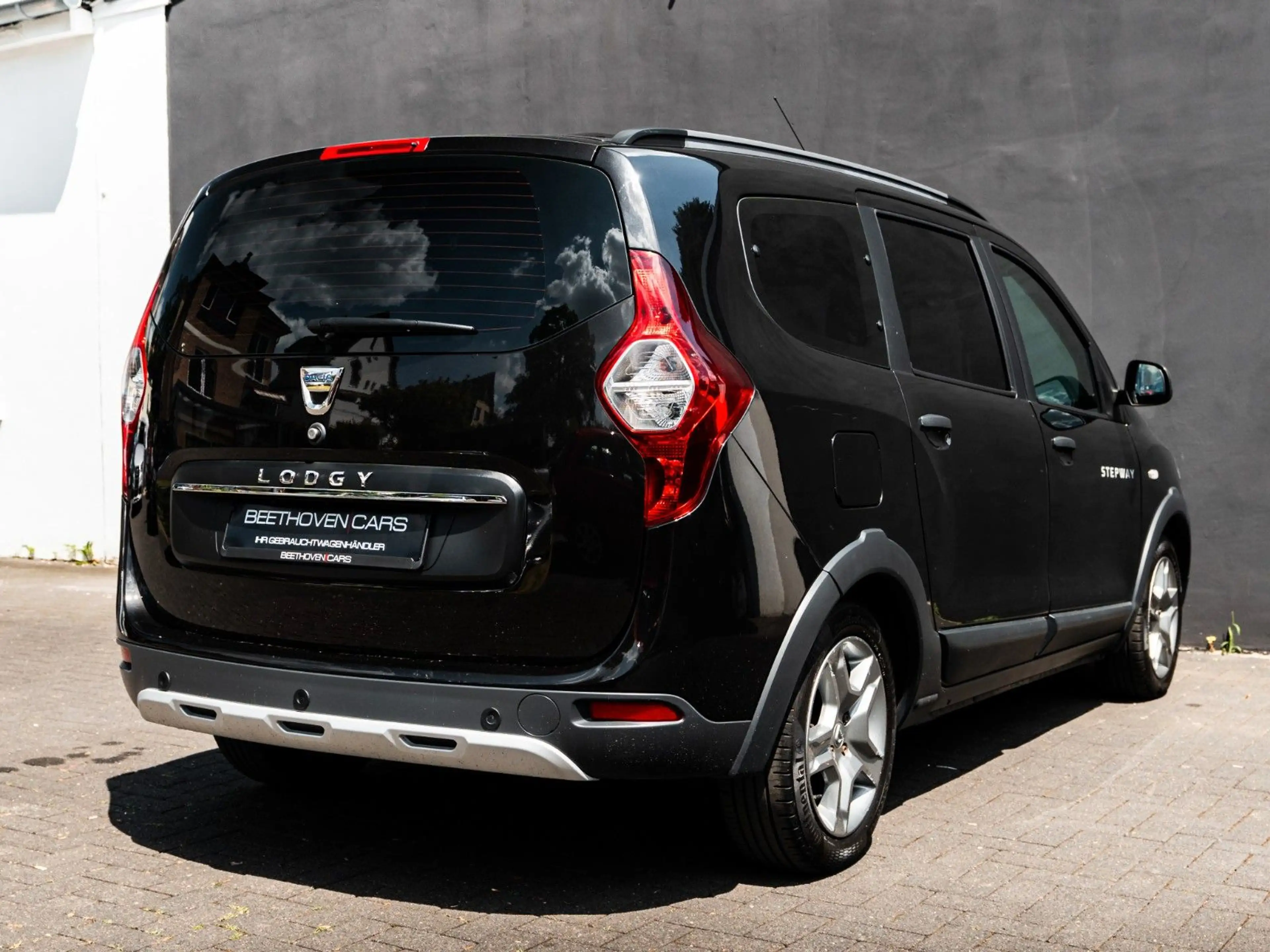 Dacia Lodgy Stepway 1 Hand 7 Sitzer Top — photo 8