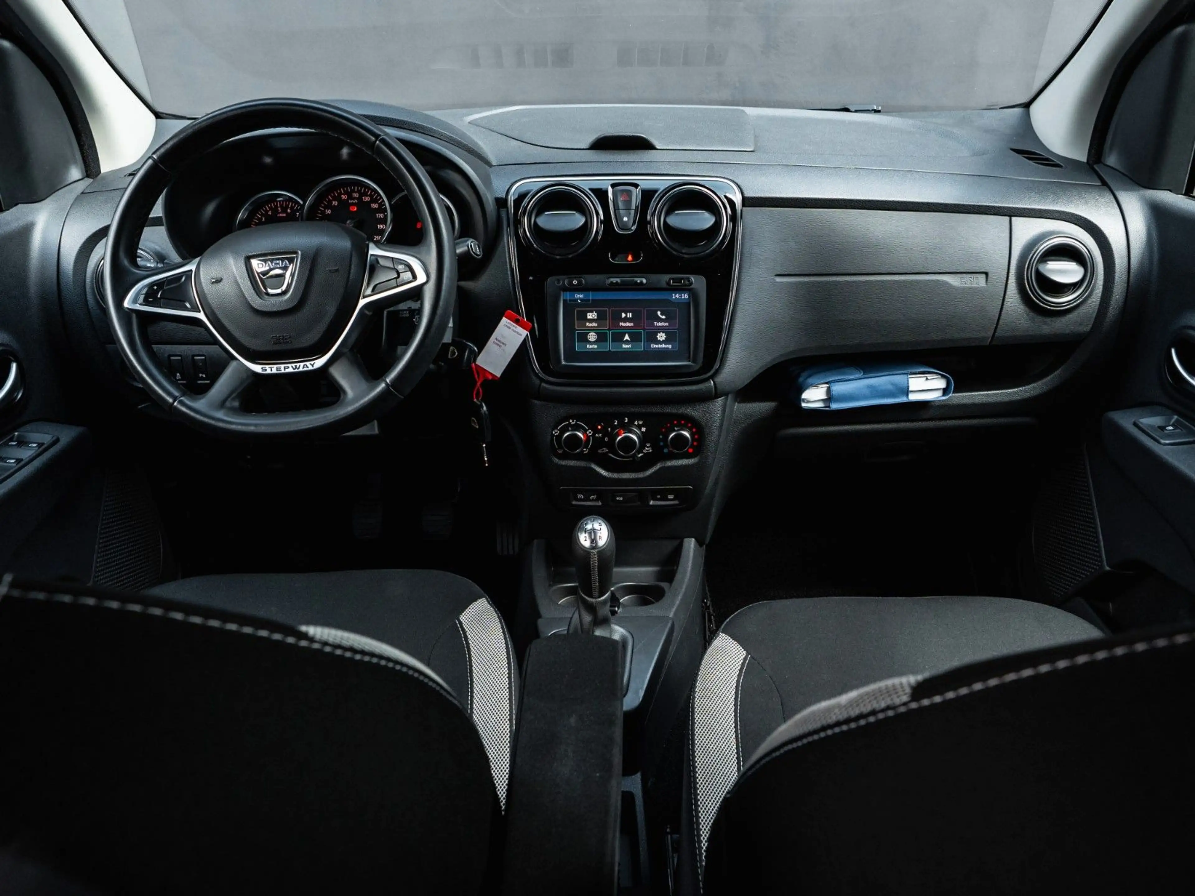 Dacia Lodgy Stepway 1 Hand 7 Sitzer Top — photo 11