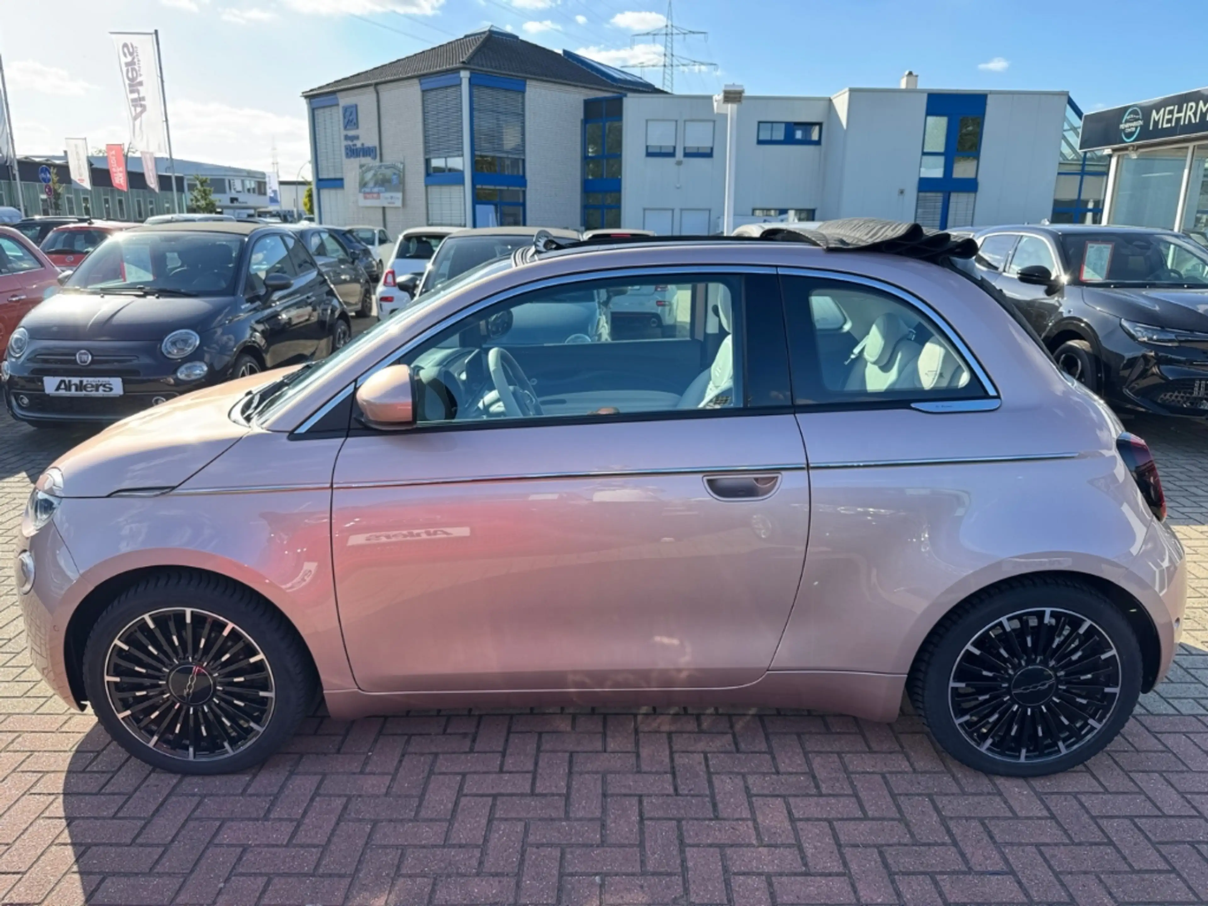 Fiat 500e La Prima By Bocelli+ALLWETTER+NAVI+JBL+LEDER+ACC+K — photo 4