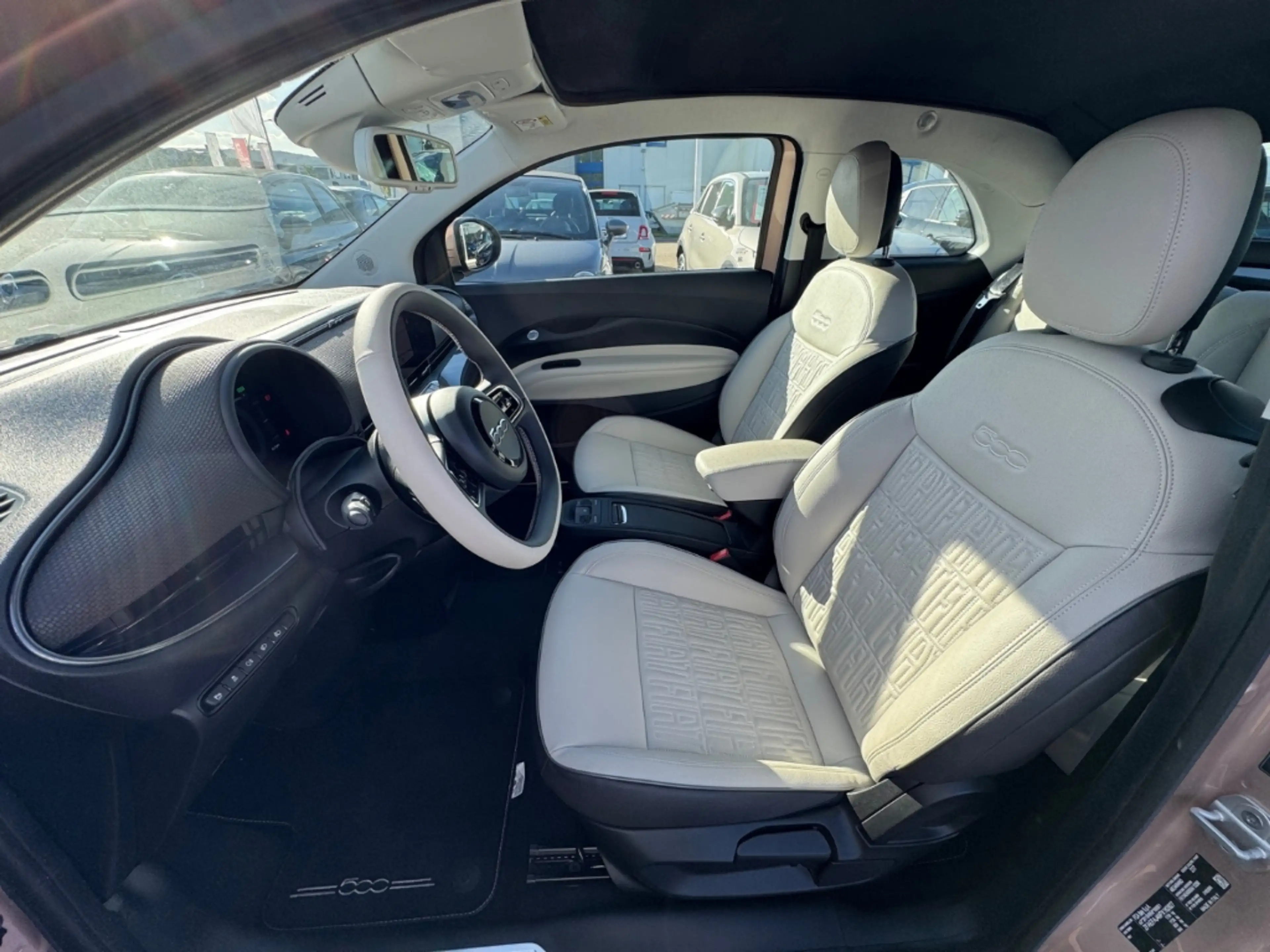 Fiat 500e La Prima By Bocelli+ALLWETTER+NAVI+JBL+LEDER+ACC+K — photo 14