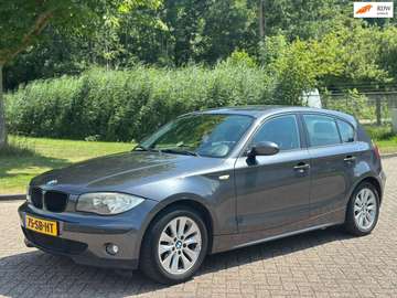 1-serie 118i Business Line/INRUILKOOPJE RIJD GOED!